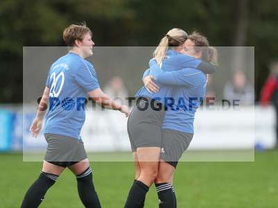 Fotos von FFC Adelsberg-Karsbach - 1. FC Schweinfurt auf sportfotografie.de