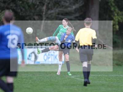 Fotos von FFC Adelsberg-Karsbach - 1. FC Schweinfurt auf sportfotografie.de