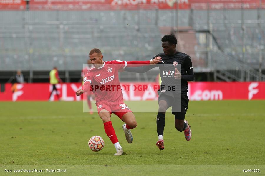 AKON Arena, Würzburg, 06.10.2024, sport, action, Fussball, BFV, 13. Spieltag, Regionalliga Bayern, BUC, FWK, TSV Buchbach, FC Würzburger Kickers - Bild-ID: 2444253