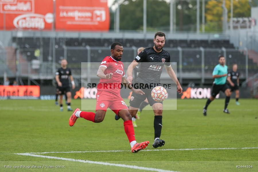 AKON Arena, Würzburg, 06.10.2024, sport, action, Fussball, BFV, 13. Spieltag, Regionalliga Bayern, BUC, FWK, TSV Buchbach, FC Würzburger Kickers - Bild-ID: 2444354