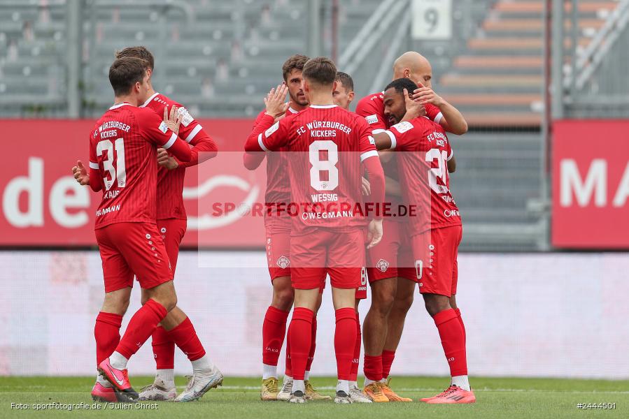 AKON Arena, Würzburg, 06.10.2024, sport, action, Fussball, BFV, 13. Spieltag, Regionalliga Bayern, BUC, FWK, TSV Buchbach, FC Würzburger Kickers - Bild-ID: 2444501
