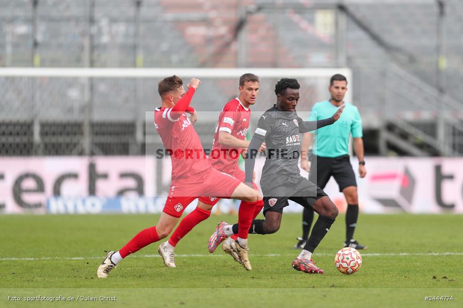AKON Arena, Würzburg, 06.10.2024, sport, action, Fussball, BFV, 13. Spieltag, Regionalliga Bayern, BUC, FWK, TSV Buchbach, FC Würzburger Kickers - Bild-ID: 2444774