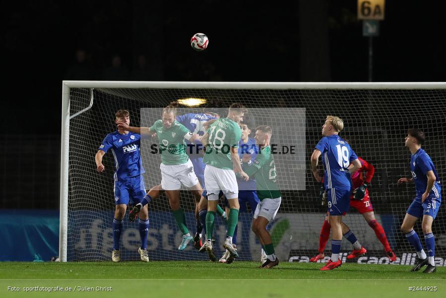 Willy-Sachs-Stadion, Schweinfurt, 11.10.2024, sport, action, Fussball, BFV, 14. Spieltag, Regionalliga Bayern, SVA, FCS, SV Viktoria Aschaffenburg, 1. FC Schweinfurt 1905 - Bild-ID: 2444925