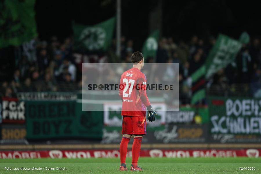 Willy-Sachs-Stadion, Schweinfurt, 11.10.2024, sport, action, Fussball, BFV, 14. Spieltag, Regionalliga Bayern, SVA, FCS, SV Viktoria Aschaffenburg, 1. FC Schweinfurt 1905 - Bild-ID: 2445036 Willy-Sachs-Stadion, Schweinfurt, 11.10.2024, sport, action, Fussball, BFV, 14. Spieltag, Regionalliga Bayern, SVA, FCS, SV Viktoria Aschaffenburg, 1. FC Schweinfurt 1905 - Bild-ID: 2445036