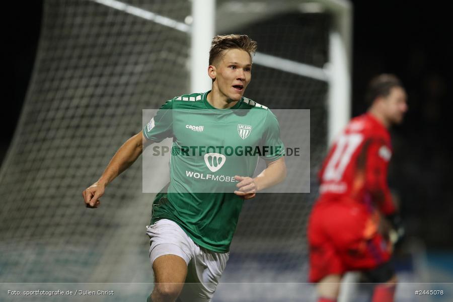 Willy-Sachs-Stadion, Schweinfurt, 11.10.2024, sport, action, Fussball, BFV, 14. Spieltag, Regionalliga Bayern, SVA, FCS, SV Viktoria Aschaffenburg, 1. FC Schweinfurt 1905 - Bild-ID: 2445078 Willy-Sachs-Stadion, Schweinfurt, 11.10.2024, sport, action, Fussball, BFV, 14. Spieltag, Regionalliga Bayern, SVA, FCS, SV Viktoria Aschaffenburg, 1. FC Schweinfurt 1905 - Bild-ID: 2445078