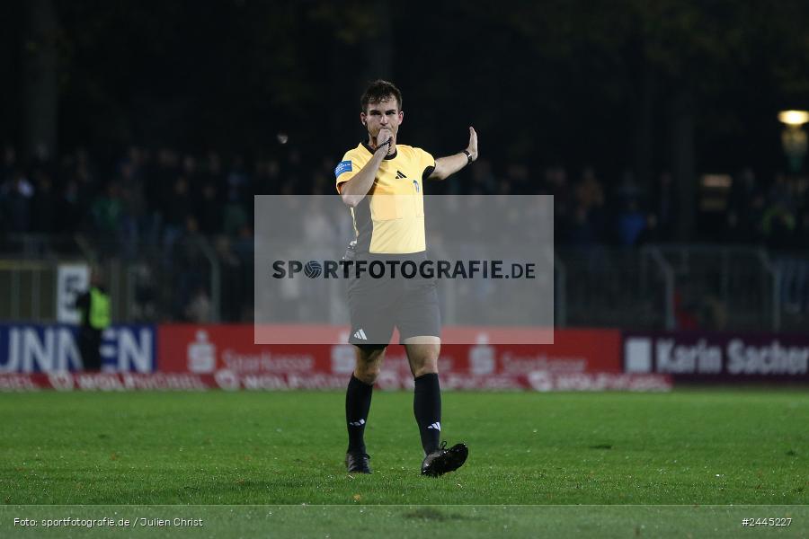 Willy-Sachs-Stadion, Schweinfurt, 11.10.2024, sport, action, Fussball, BFV, 14. Spieltag, Regionalliga Bayern, SVA, FCS, SV Viktoria Aschaffenburg, 1. FC Schweinfurt 1905 - Bild-ID: 2445227 Willy-Sachs-Stadion, Schweinfurt, 11.10.2024, sport, action, Fussball, BFV, 14. Spieltag, Regionalliga Bayern, SVA, FCS, SV Viktoria Aschaffenburg, 1. FC Schweinfurt 1905 - Bild-ID: 2445227