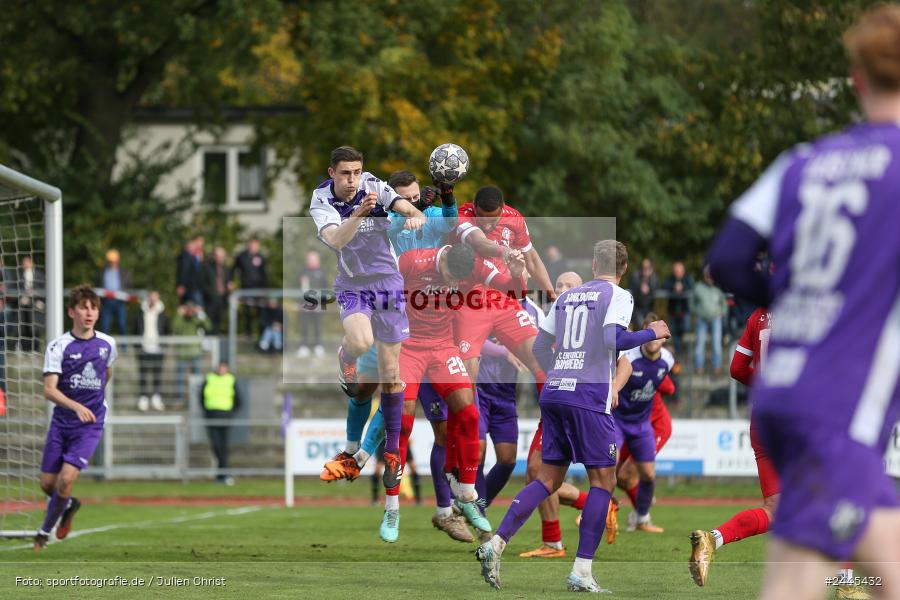 Fuchsparkstadion, Bamberg, 12.10.2024, sport, action, Fussball, BFV, 14. Spieltag, Regionalliga Bayern, FWK, FCE, FC Würzburger Kickers, FC Eintracht Bamberg - Bild-ID: 2445432