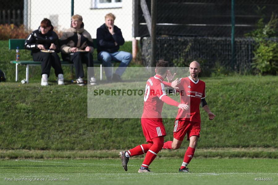 Sportgelände Oberndorf, Bischbrunn, 13.10.2024, sport, action, Fussball, BFV, 14. Spieltag, Kreisklasse Würzburg Gr. 3, FCK, SVB, (SG 1) FC Karsbach, (SG 1) SV Bischbrunn - Bild-ID: 2446052