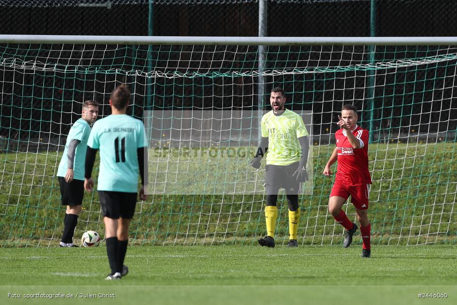 Sportgelände Oberndorf, Bischbrunn, 13.10.2024, sport, action, Fussball, BFV, 14. Spieltag, Kreisklasse Würzburg Gr. 3, FCK, SVB, (SG 1) FC Karsbach, (SG 1) SV Bischbrunn - Bild-ID: 2446060