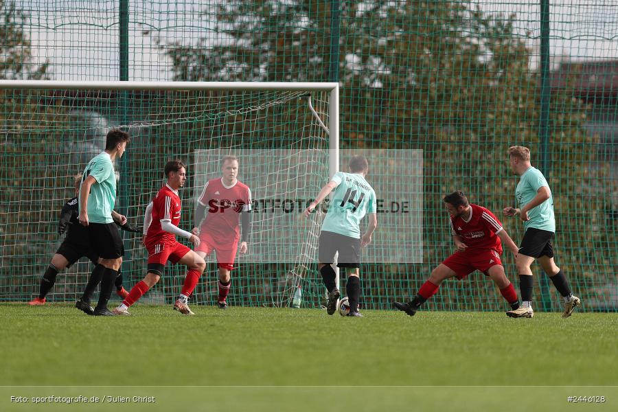 Sportgelände Oberndorf, Bischbrunn, 13.10.2024, sport, action, Fussball, BFV, 14. Spieltag, Kreisklasse Würzburg Gr. 3, FCK, SVB, (SG 1) FC Karsbach, (SG 1) SV Bischbrunn - Bild-ID: 2446128