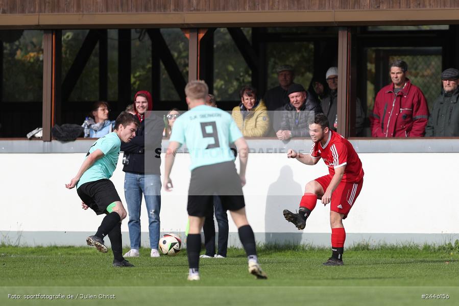 Sportgelände Oberndorf, Bischbrunn, 13.10.2024, sport, action, Fussball, BFV, 14. Spieltag, Kreisklasse Würzburg Gr. 3, FCK, SVB, (SG 1) FC Karsbach, (SG 1) SV Bischbrunn - Bild-ID: 2446156