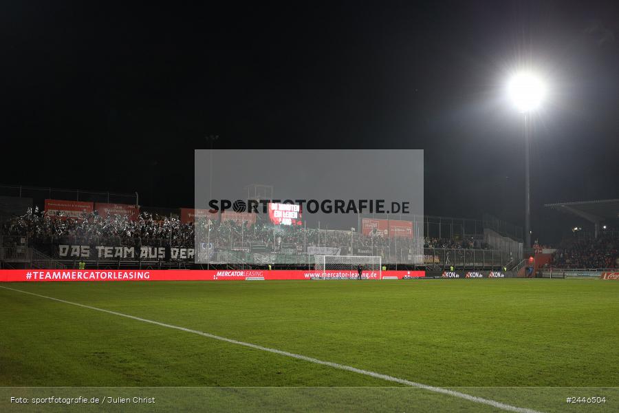 AKON Arena, Würzburg, 18.10.2024, sport, action, Fussball, BFV, 15. Spieltag, Regionalliga Bayern, FCS, FWK, 1. FC Schweinfurt 1905, FC Würzburger Kickers - Bild-ID: 2446504