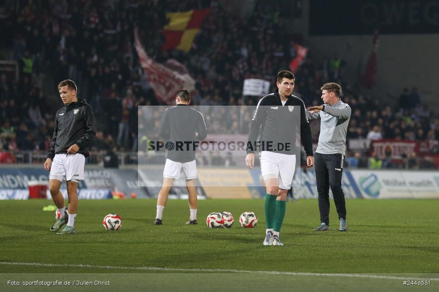 AKON Arena, Würzburg, 18.10.2024, sport, action, Fussball, BFV, 15. Spieltag, Regionalliga Bayern, FCS, FWK, 1. FC Schweinfurt 1905, FC Würzburger Kickers - Bild-ID: 2446531