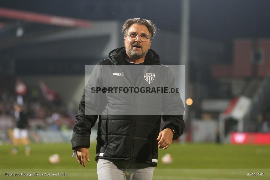 AKON Arena, Würzburg, 18.10.2024, sport, action, Fussball, BFV, 15. Spieltag, Regionalliga Bayern, FCS, FWK, 1. FC Schweinfurt 1905, FC Würzburger Kickers - Bild-ID: 2446545