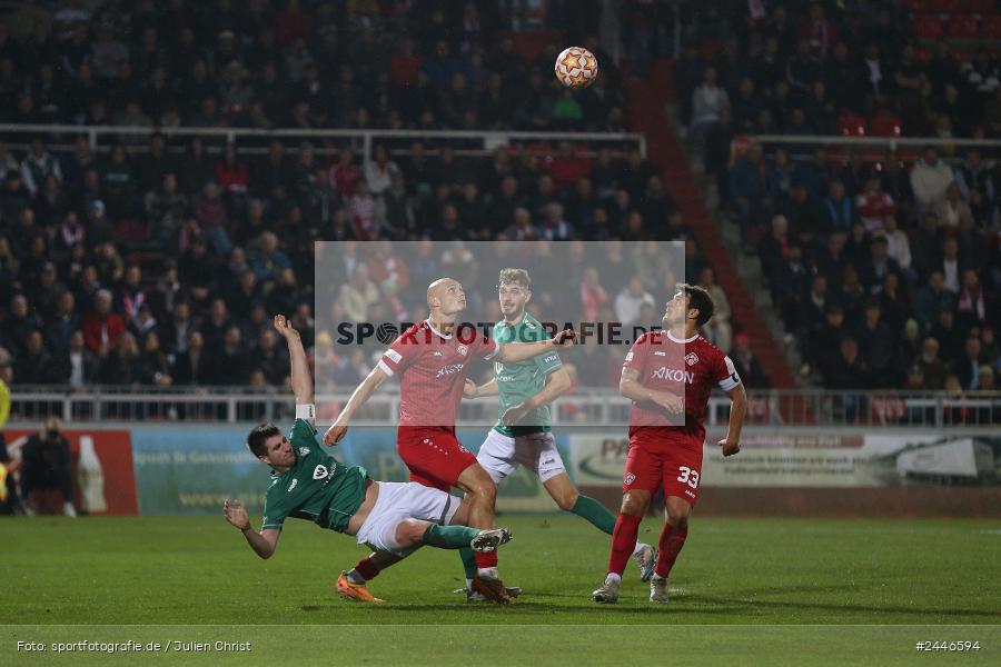 AKON Arena, Würzburg, 18.10.2024, sport, action, Fussball, BFV, 15. Spieltag, Regionalliga Bayern, FCS, FWK, 1. FC Schweinfurt 1905, FC Würzburger Kickers - Bild-ID: 2446594