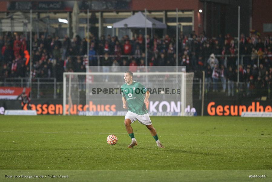 AKON Arena, Würzburg, 18.10.2024, sport, action, Fussball, BFV, 15. Spieltag, Regionalliga Bayern, FCS, FWK, 1. FC Schweinfurt 1905, FC Würzburger Kickers - Bild-ID: 2446600