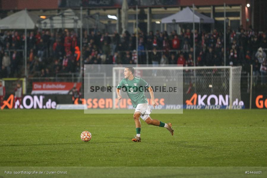 AKON Arena, Würzburg, 18.10.2024, sport, action, Fussball, BFV, 15. Spieltag, Regionalliga Bayern, FCS, FWK, 1. FC Schweinfurt 1905, FC Würzburger Kickers - Bild-ID: 2446601