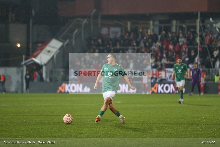 AKON Arena, Würzburg, 18.10.2024, sport, action, Fussball, BFV, 15. Spieltag, Regionalliga Bayern, FCS, FWK, 1. FC Schweinfurt 1905, FC Würzburger Kickers - Bild-ID: 2446603