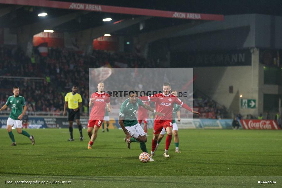 AKON Arena, Würzburg, 18.10.2024, sport, action, Fussball, BFV, 15. Spieltag, Regionalliga Bayern, FCS, FWK, 1. FC Schweinfurt 1905, FC Würzburger Kickers - Bild-ID: 2446604