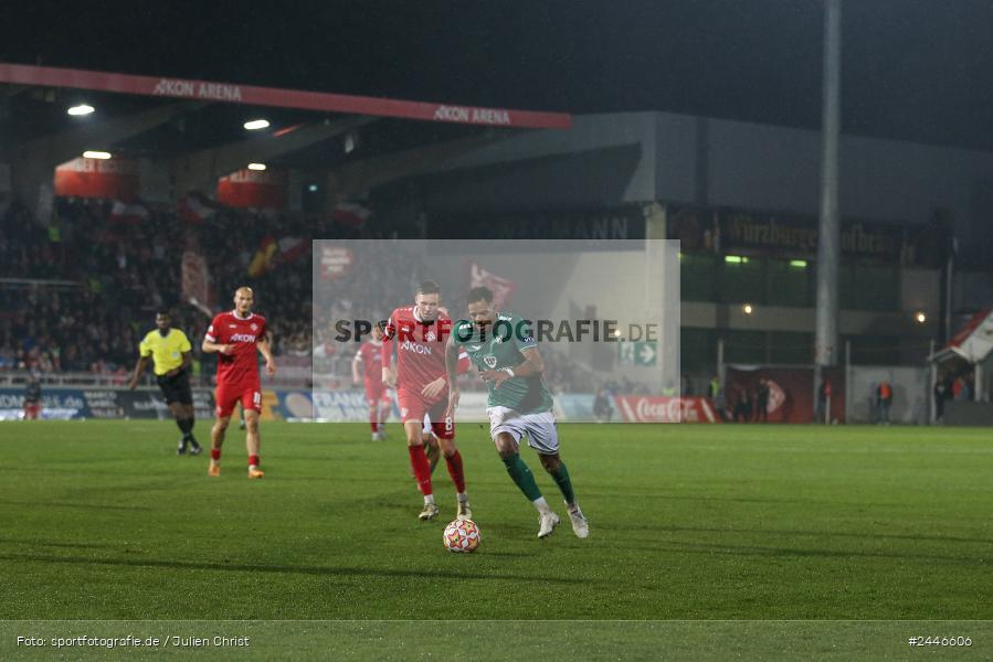 AKON Arena, Würzburg, 18.10.2024, sport, action, Fussball, BFV, 15. Spieltag, Regionalliga Bayern, FCS, FWK, 1. FC Schweinfurt 1905, FC Würzburger Kickers - Bild-ID: 2446606