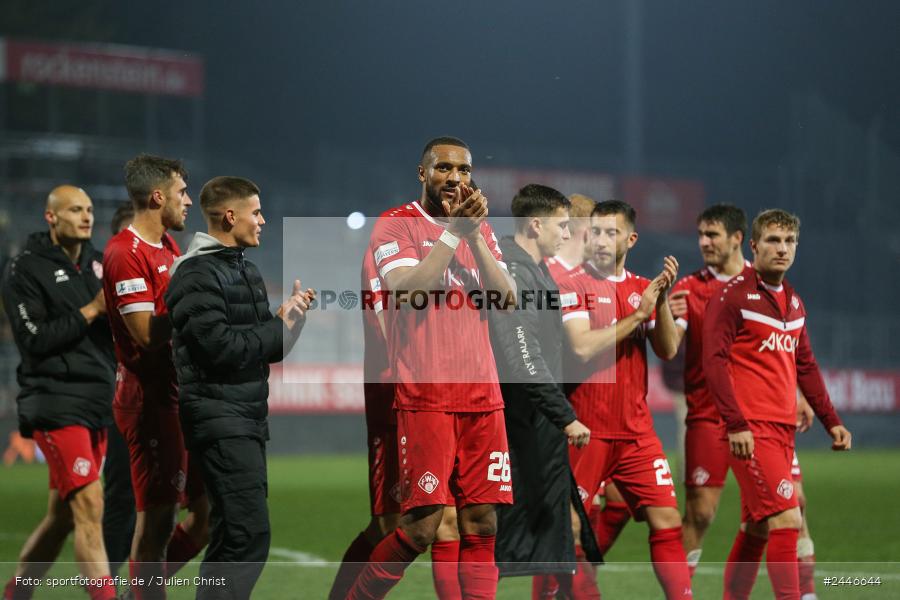 AKON Arena, Würzburg, 18.10.2024, sport, action, Fussball, BFV, 15. Spieltag, Regionalliga Bayern, FCS, FWK, 1. FC Schweinfurt 1905, FC Würzburger Kickers - Bild-ID: 2446644