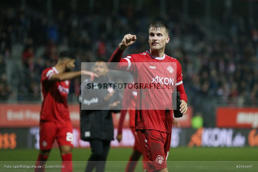 AKON Arena, Würzburg, 18.10.2024, sport, action, Fussball, BFV, 15. Spieltag, Regionalliga Bayern, FCS, FWK, 1. FC Schweinfurt 1905, FC Würzburger Kickers - Bild-ID: 2446647