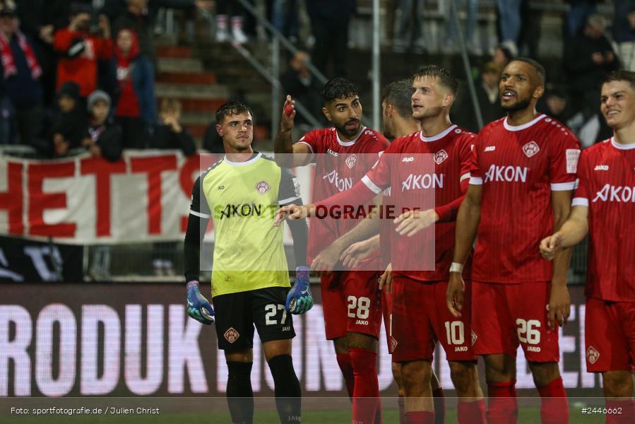 AKON Arena, Würzburg, 18.10.2024, sport, action, Fussball, BFV, 15. Spieltag, Regionalliga Bayern, FCS, FWK, 1. FC Schweinfurt 1905, FC Würzburger Kickers - Bild-ID: 2446662