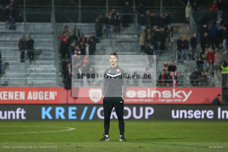 AKON Arena, Würzburg, 18.10.2024, sport, action, Fussball, BFV, 15. Spieltag, Regionalliga Bayern, FCS, FWK, 1. FC Schweinfurt 1905, FC Würzburger Kickers - Bild-ID: 2446676