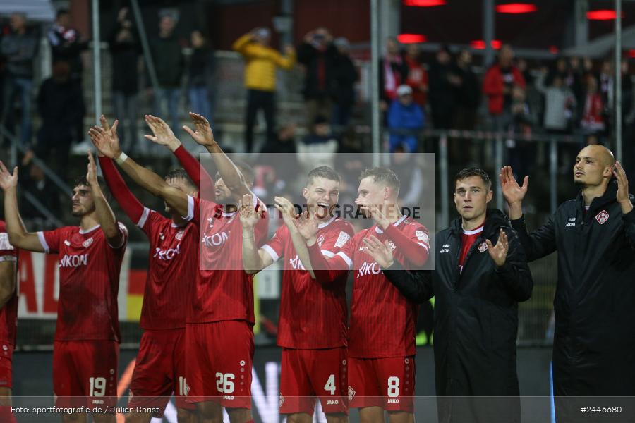 AKON Arena, Würzburg, 18.10.2024, sport, action, Fussball, BFV, 15. Spieltag, Regionalliga Bayern, FCS, FWK, 1. FC Schweinfurt 1905, FC Würzburger Kickers - Bild-ID: 2446680