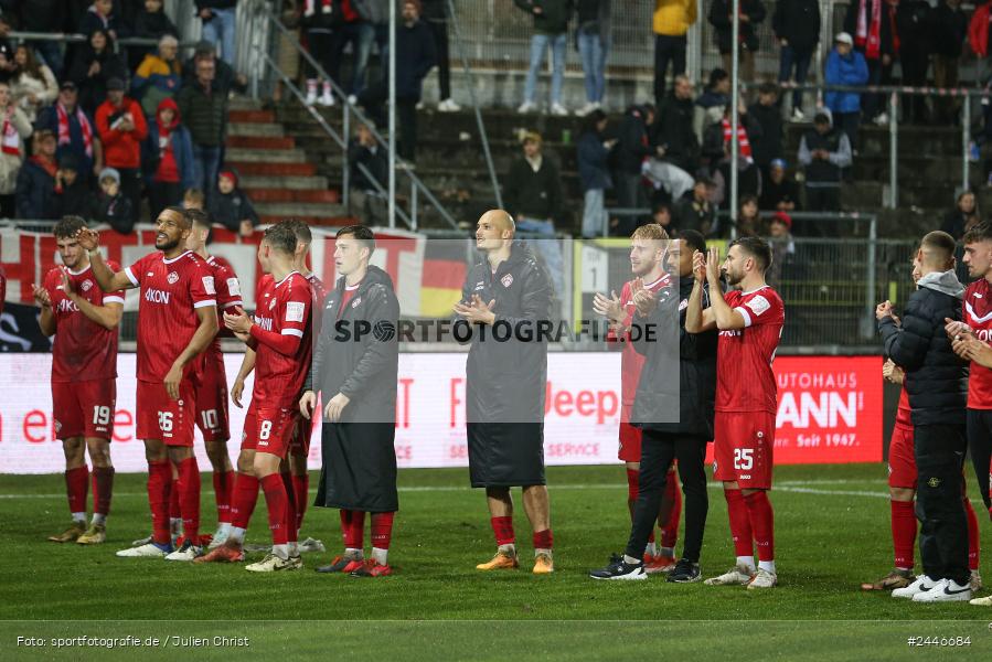 AKON Arena, Würzburg, 18.10.2024, sport, action, Fussball, BFV, 15. Spieltag, Regionalliga Bayern, FCS, FWK, 1. FC Schweinfurt 1905, FC Würzburger Kickers - Bild-ID: 2446684