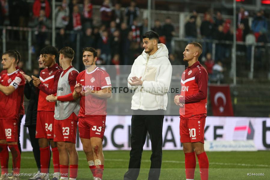 AKON Arena, Würzburg, 18.10.2024, sport, action, Fussball, BFV, 15. Spieltag, Regionalliga Bayern, FCS, FWK, 1. FC Schweinfurt 1905, FC Würzburger Kickers - Bild-ID: 2446686