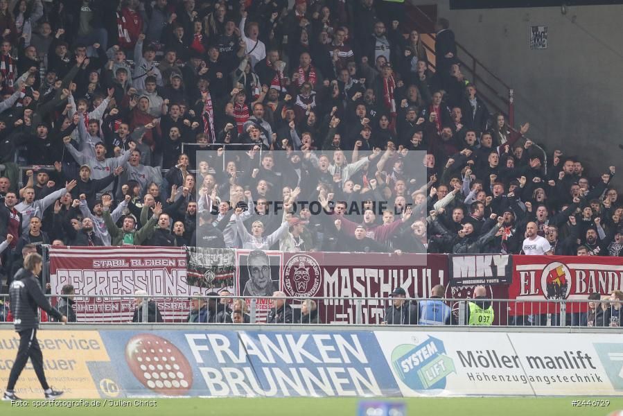 AKON Arena, Würzburg, 18.10.2024, sport, action, Fussball, BFV, 15. Spieltag, Regionalliga Bayern, FCS, FWK, 1. FC Schweinfurt 1905, FC Würzburger Kickers - Bild-ID: 2446729