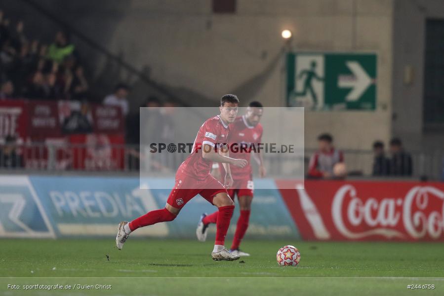 AKON Arena, Würzburg, 18.10.2024, sport, action, Fussball, BFV, 15. Spieltag, Regionalliga Bayern, FCS, FWK, 1. FC Schweinfurt 1905, FC Würzburger Kickers - Bild-ID: 2446758