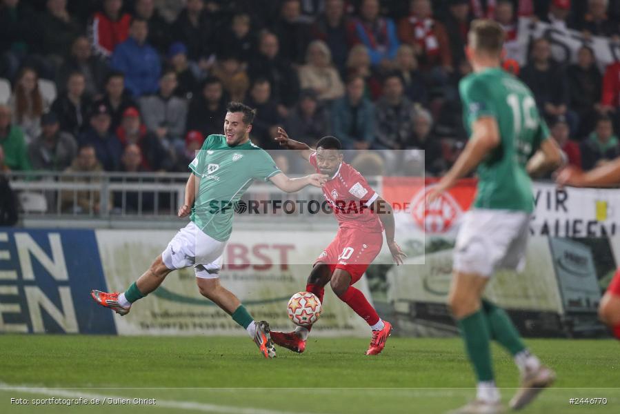 AKON Arena, Würzburg, 18.10.2024, sport, action, Fussball, BFV, 15. Spieltag, Regionalliga Bayern, FCS, FWK, 1. FC Schweinfurt 1905, FC Würzburger Kickers - Bild-ID: 2446770