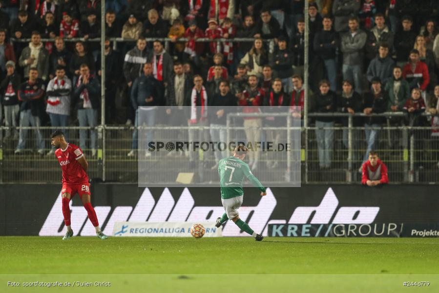 AKON Arena, Würzburg, 18.10.2024, sport, action, Fussball, BFV, 15. Spieltag, Regionalliga Bayern, FCS, FWK, 1. FC Schweinfurt 1905, FC Würzburger Kickers - Bild-ID: 2446779