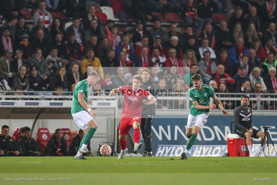 AKON Arena, Würzburg, 18.10.2024, sport, action, Fussball, BFV, 15. Spieltag, Regionalliga Bayern, FCS, FWK, 1. FC Schweinfurt 1905, FC Würzburger Kickers - Bild-ID: 2446783