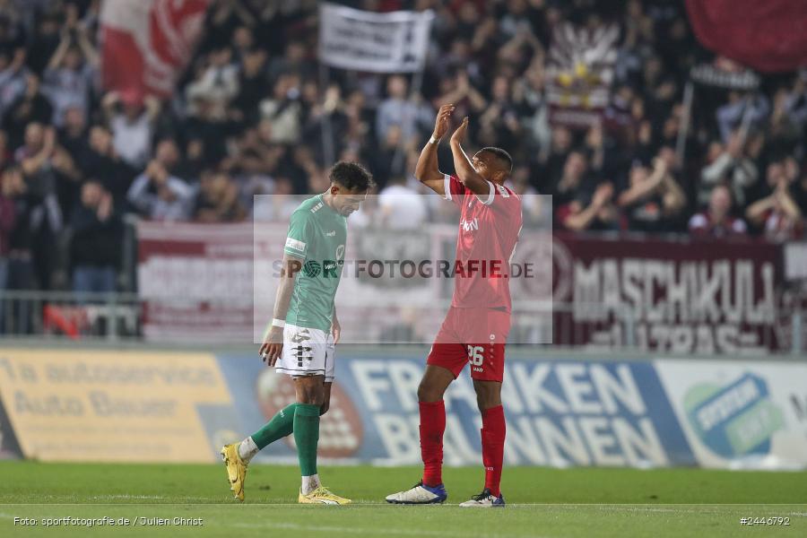AKON Arena, Würzburg, 18.10.2024, sport, action, Fussball, BFV, 15. Spieltag, Regionalliga Bayern, FCS, FWK, 1. FC Schweinfurt 1905, FC Würzburger Kickers - Bild-ID: 2446792