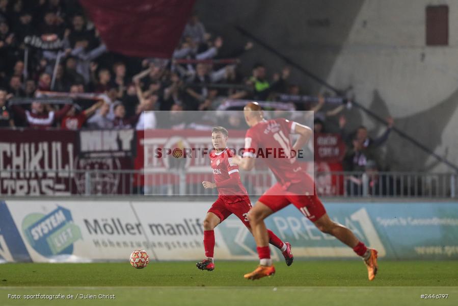 AKON Arena, Würzburg, 18.10.2024, sport, action, Fussball, BFV, 15. Spieltag, Regionalliga Bayern, FCS, FWK, 1. FC Schweinfurt 1905, FC Würzburger Kickers - Bild-ID: 2446797