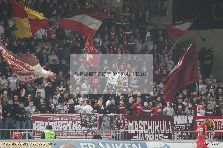 AKON Arena, Würzburg, 18.10.2024, sport, action, Fussball, BFV, 15. Spieltag, Regionalliga Bayern, FCS, FWK, 1. FC Schweinfurt 1905, FC Würzburger Kickers - Bild-ID: 2446830