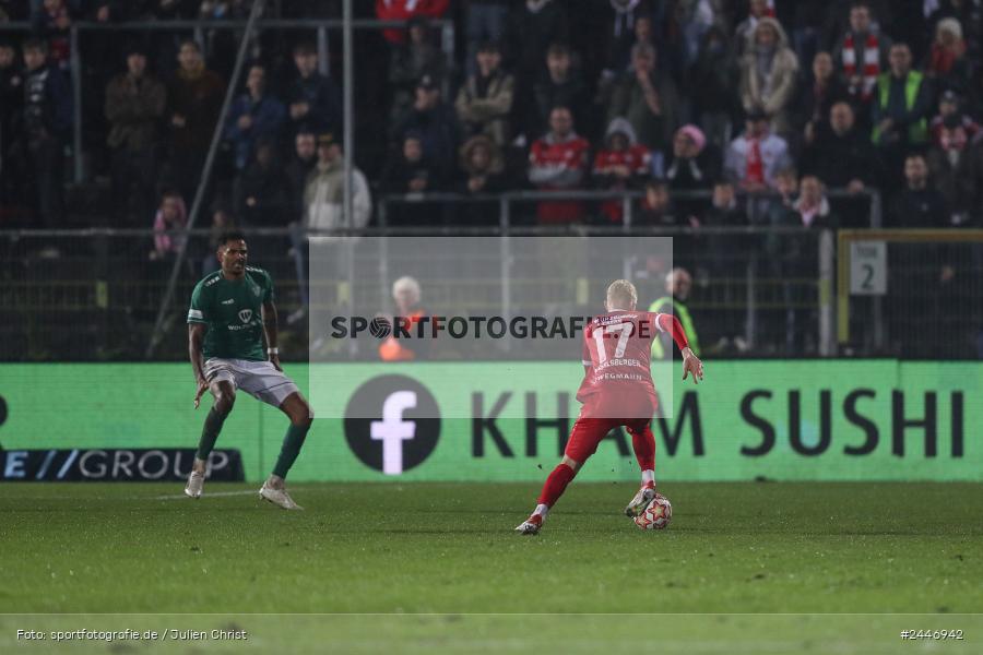 AKON Arena, Würzburg, 18.10.2024, sport, action, Fussball, BFV, 15. Spieltag, Regionalliga Bayern, FCS, FWK, 1. FC Schweinfurt 1905, FC Würzburger Kickers - Bild-ID: 2446942