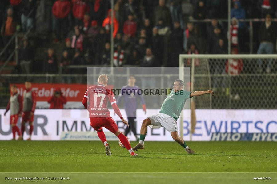 AKON Arena, Würzburg, 18.10.2024, sport, action, Fussball, BFV, 15. Spieltag, Regionalliga Bayern, FCS, FWK, 1. FC Schweinfurt 1905, FC Würzburger Kickers - Bild-ID: 2446989