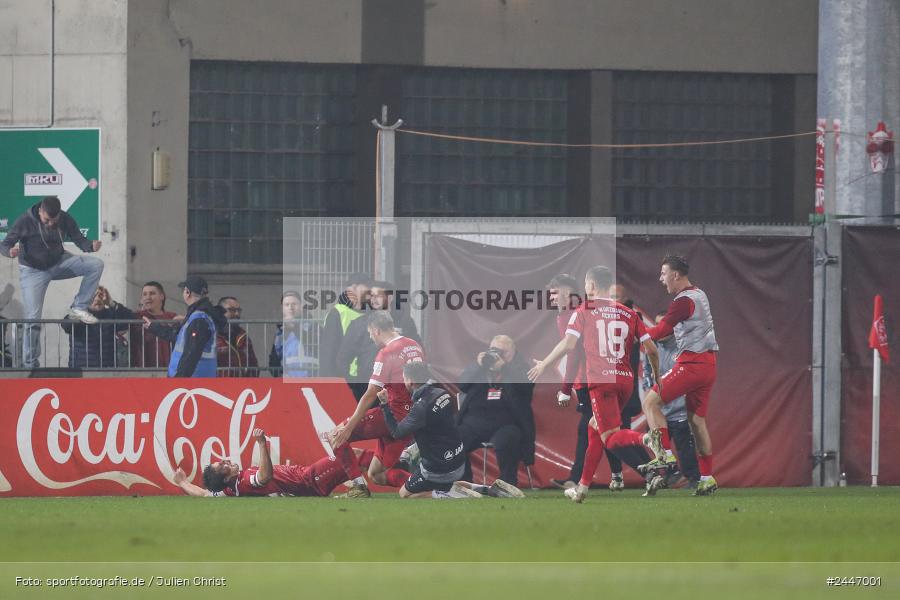 AKON Arena, Würzburg, 18.10.2024, sport, action, Fussball, BFV, 15. Spieltag, Regionalliga Bayern, FCS, FWK, 1. FC Schweinfurt 1905, FC Würzburger Kickers - Bild-ID: 2447001