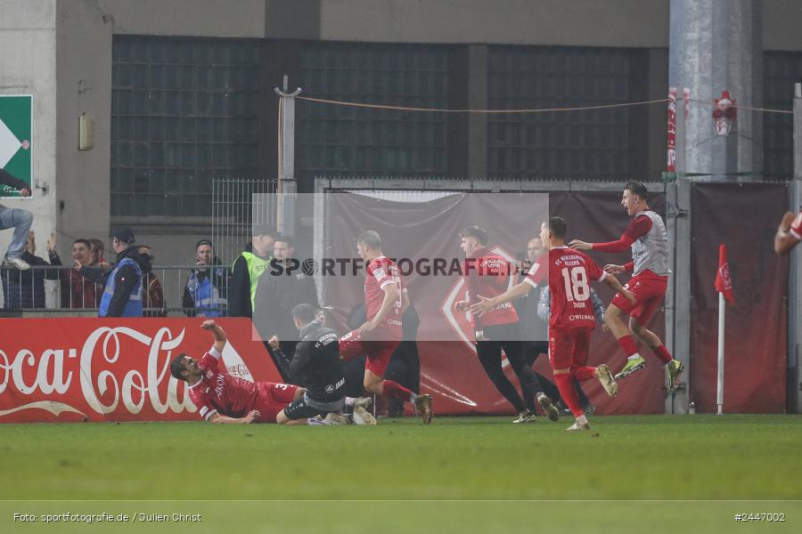 AKON Arena, Würzburg, 18.10.2024, sport, action, Fussball, BFV, 15. Spieltag, Regionalliga Bayern, FCS, FWK, 1. FC Schweinfurt 1905, FC Würzburger Kickers - Bild-ID: 2447002
