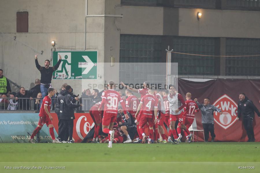 AKON Arena, Würzburg, 18.10.2024, sport, action, Fussball, BFV, 15. Spieltag, Regionalliga Bayern, FCS, FWK, 1. FC Schweinfurt 1905, FC Würzburger Kickers - Bild-ID: 2447008