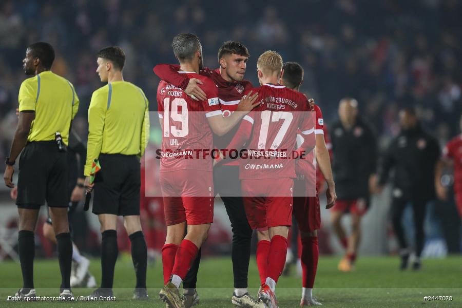 AKON Arena, Würzburg, 18.10.2024, sport, action, Fussball, BFV, 15. Spieltag, Regionalliga Bayern, FCS, FWK, 1. FC Schweinfurt 1905, FC Würzburger Kickers - Bild-ID: 2447070