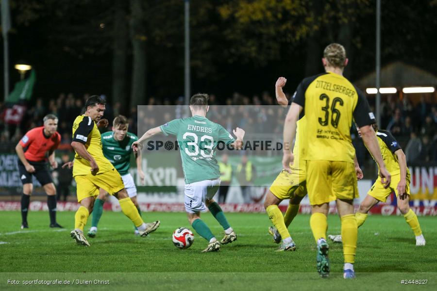 Sachs-Stadion, Schweinfurt, 22.10.2024, sport, action, Fussball, BFV, 16. Spieltag, Regionalliga Bayern, DJK, FCS, DJK Vilzing, 1. FC Schweinfurt 1905 - Bild-ID: 2448227