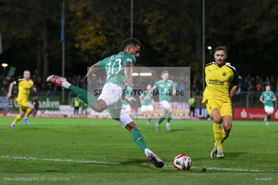 Sachs-Stadion, Schweinfurt, 22.10.2024, sport, action, Fussball, BFV, 16. Spieltag, Regionalliga Bayern, DJK, FCS, DJK Vilzing, 1. FC Schweinfurt 1905 - Bild-ID: 2448231