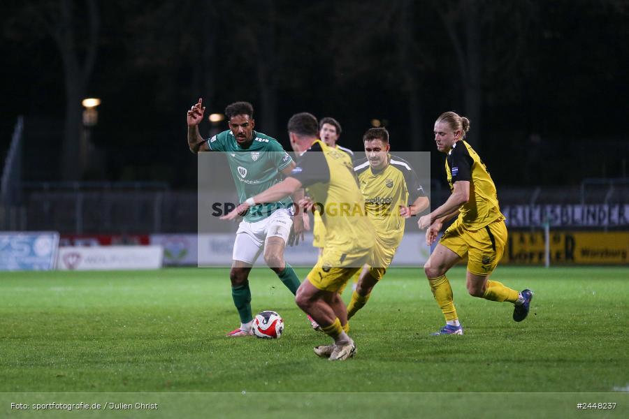 Sachs-Stadion, Schweinfurt, 22.10.2024, sport, action, Fussball, BFV, 16. Spieltag, Regionalliga Bayern, DJK, FCS, DJK Vilzing, 1. FC Schweinfurt 1905 - Bild-ID: 2448237