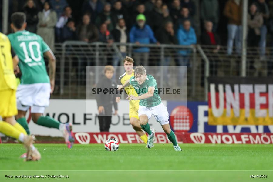 Sachs-Stadion, Schweinfurt, 22.10.2024, sport, action, Fussball, BFV, 16. Spieltag, Regionalliga Bayern, DJK, FCS, DJK Vilzing, 1. FC Schweinfurt 1905 - Bild-ID: 2448353