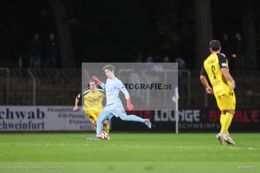 Sachs-Stadion, Schweinfurt, 22.10.2024, sport, action, Fussball, BFV, 16. Spieltag, Regionalliga Bayern, DJK, FCS, DJK Vilzing, 1. FC Schweinfurt 1905 - Bild-ID: 2448515